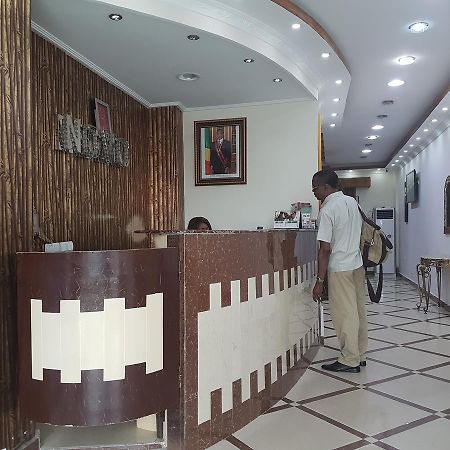 Novo Hotel Brazzaville Exterior foto