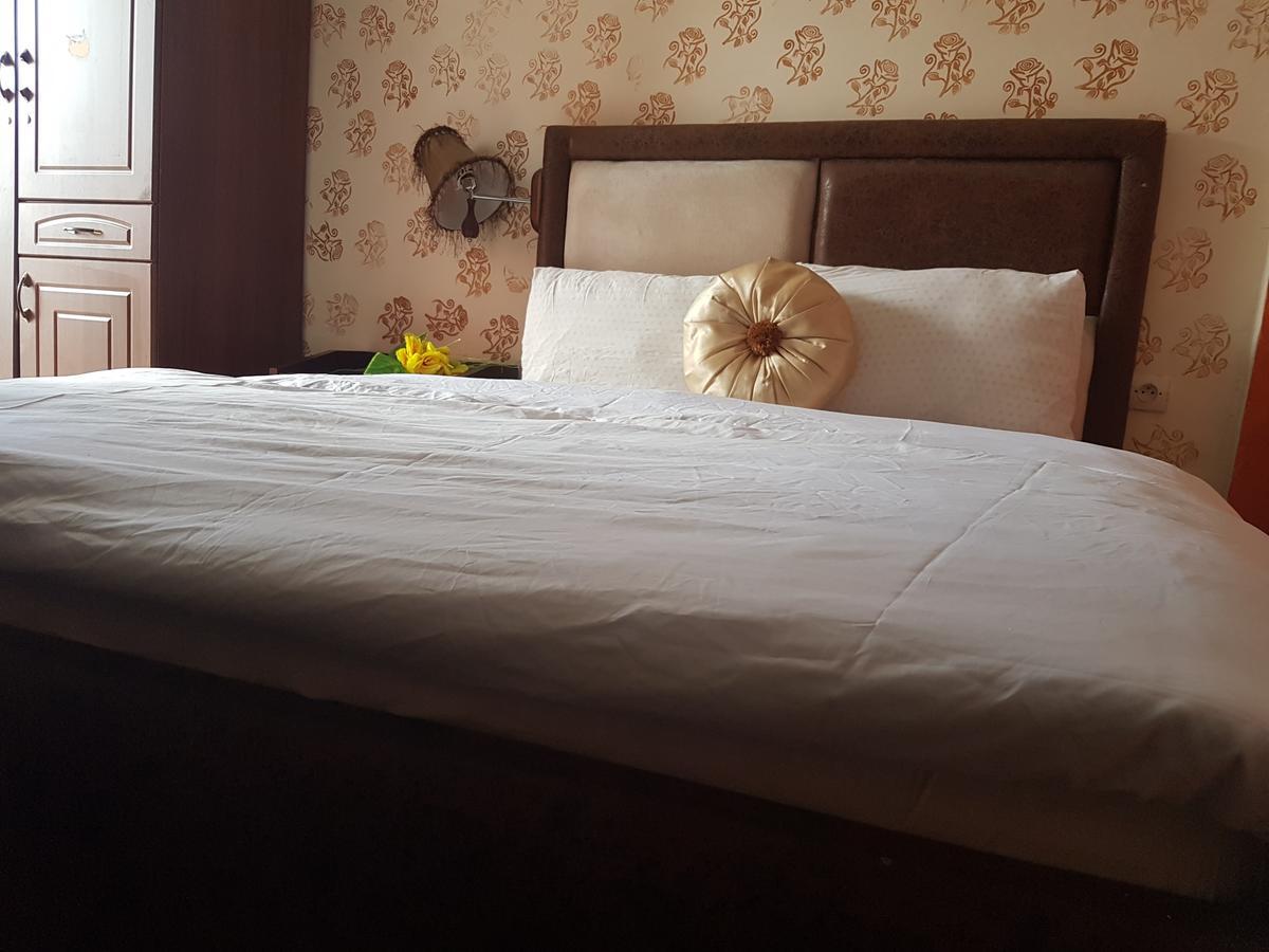 Novo Hotel Brazzaville Exterior foto