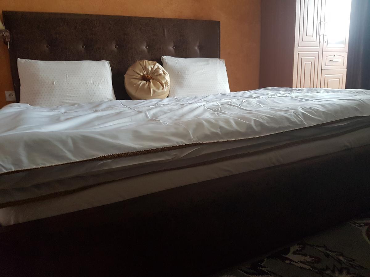 Novo Hotel Brazzaville Exterior foto