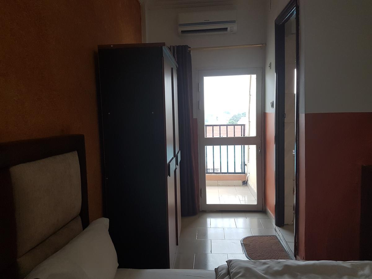 Novo Hotel Brazzaville Exterior foto